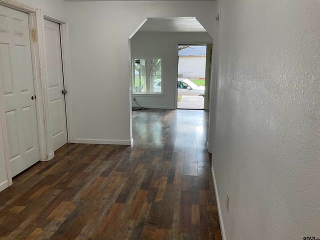 527 N Clayton, Tyler, TX 75702