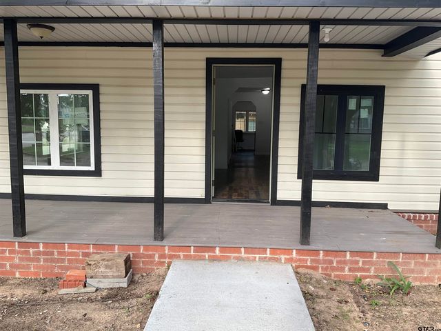 527 N Clayton, Tyler, TX 75702