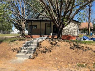 527 N Clayton, Tyler, TX 75702