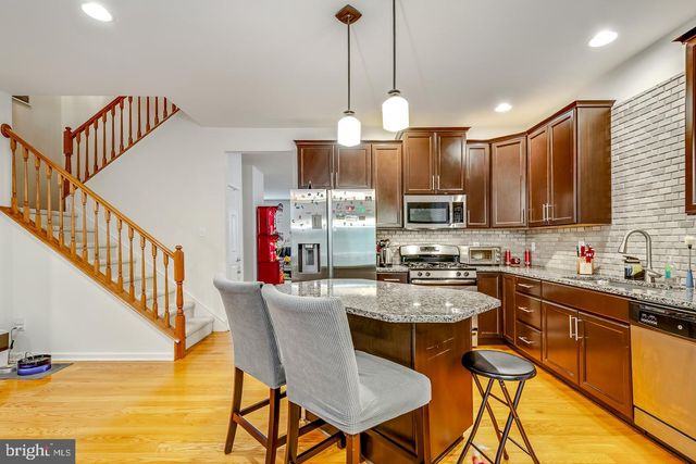 80 LILLY DR, Feasterville Trevose, PA 19053