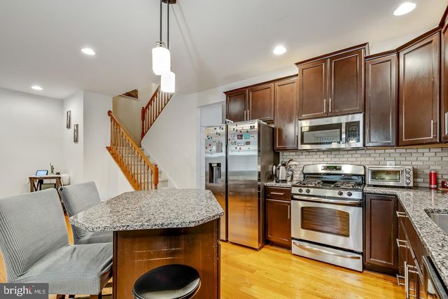 80 LILLY DR, Feasterville Trevose, PA 19053