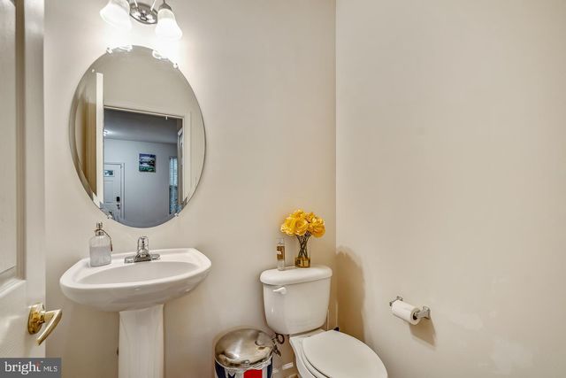 80 LILLY DR, Feasterville Trevose, PA 19053