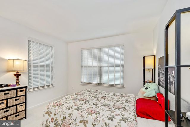 80 LILLY DR, Feasterville Trevose, PA 19053