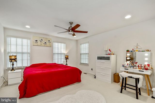 80 LILLY DR, Feasterville Trevose, PA 19053