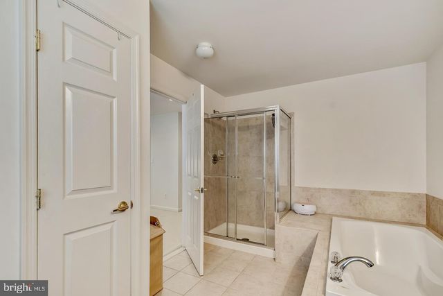 80 LILLY DR, Feasterville Trevose, PA 19053