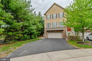 80 LILLY DR, Feasterville Trevose, PA 19053