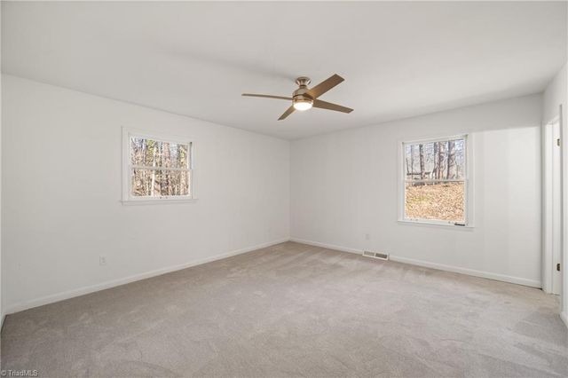 3941 Tonbridge Lane, Winston-salem, NC 27106