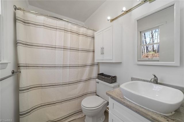 3941 Tonbridge Lane, Winston-salem, NC 27106