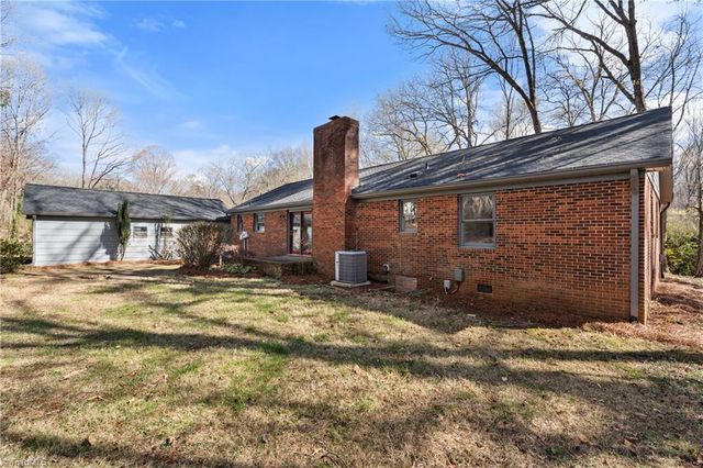 3941 Tonbridge Lane, Winston-salem, NC 27106