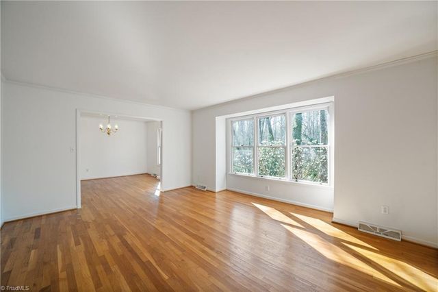 3941 Tonbridge Lane, Winston-salem, NC 27106