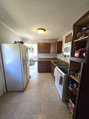 8020 Day Road, Assyria Twp, MI 49021