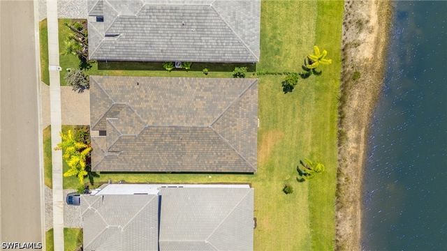 20321 Fair Oak LN, Estero, FL 33928