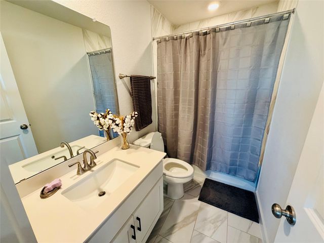 197 Everglades DR, Kyle, TX 78640