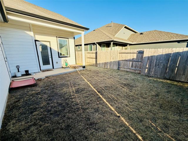 197 Everglades DR, Kyle, TX 78640