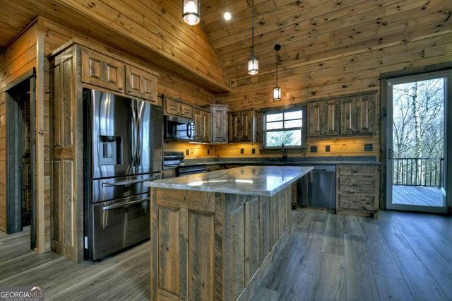 250 Wolf Creek Mountain Road 19, Mineral Bluff, GA 30559