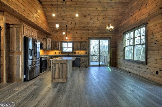 250 Wolf Creek Mountain Road 19, Mineral Bluff, GA 30559