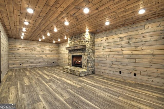 250 Wolf Creek Mountain Road 19, Mineral Bluff, GA 30559