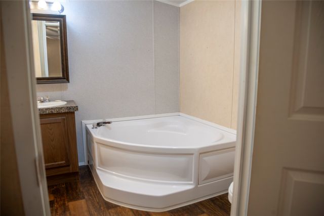 112 SE Front Street, Bailey, TX 75452
