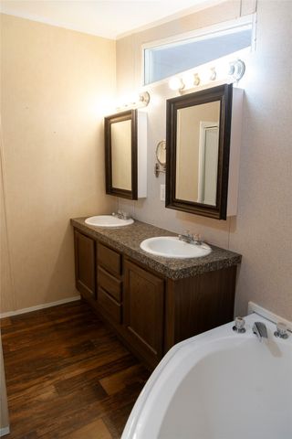 112 SE Front Street, Bailey, TX 75452