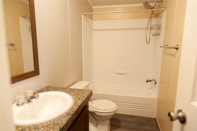 112 SE Front Street, Bailey, TX 75452