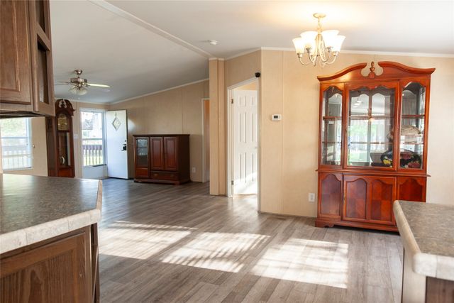 112 SE Front Street, Bailey, TX 75452