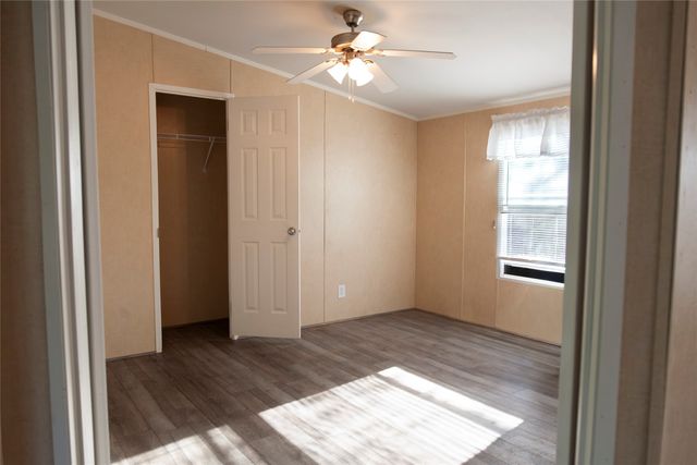112 SE Front Street, Bailey, TX 75452