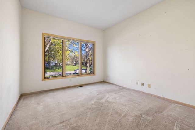 5915 Sweetwater Circle, Excelsior, MN 55331