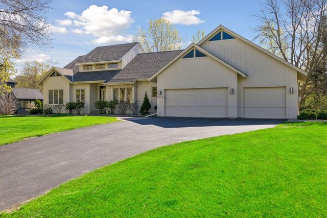 5915 Sweetwater Circle, Excelsior, MN 55331