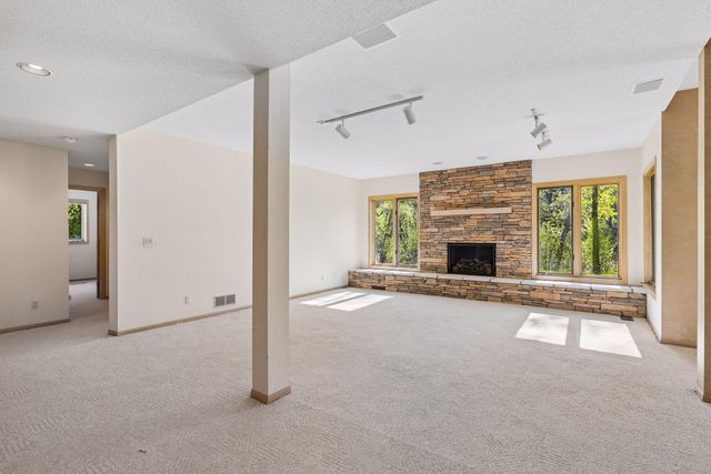 5915 Sweetwater Circle, Excelsior, MN 55331