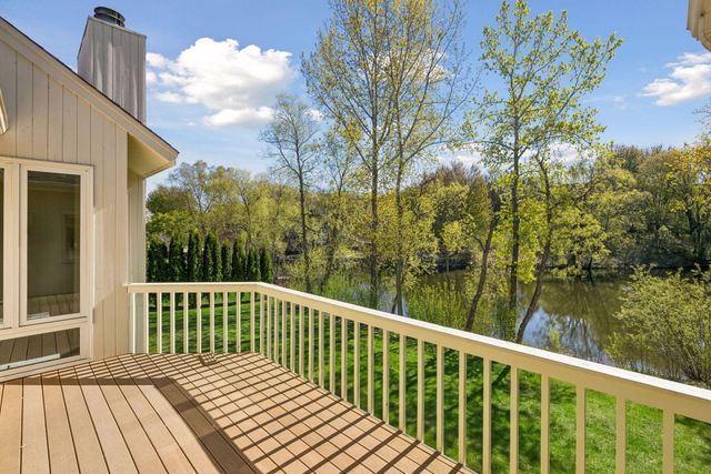 5915 Sweetwater Circle, Excelsior, MN 55331