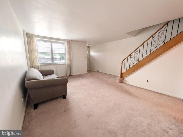 112 W CHELTENHAM AVE, Philadelphia, PA 19120