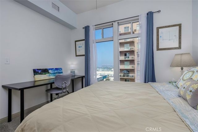 388 E Ocean 1402, Long Beach, CA 90802