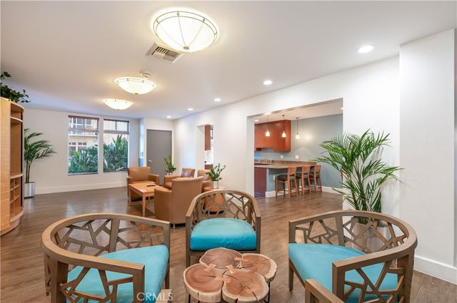 388 E Ocean 1402, Long Beach, CA 90802
