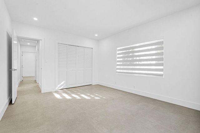 2291 SW 17th St, Miami, FL 33145