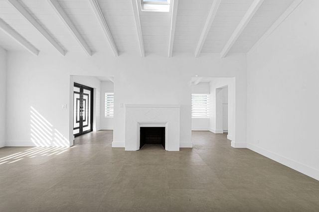 2291 SW 17th St, Miami, FL 33145