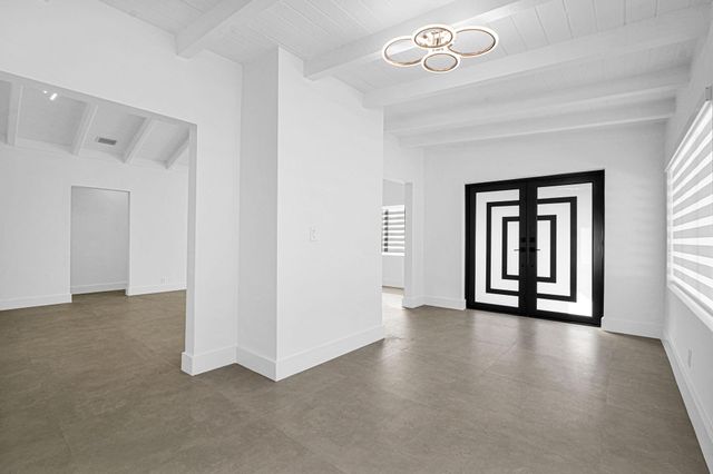 2291 SW 17th St, Miami, FL 33145