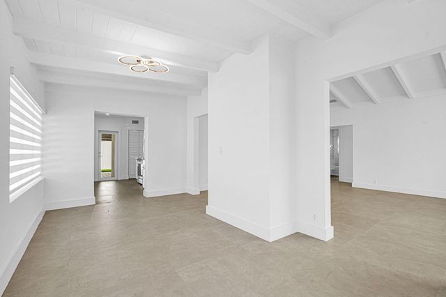 2291 SW 17th St, Miami, FL 33145