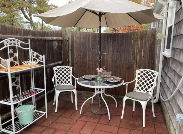 5 Polly Fisk Ln 5, Dennis, MA 02639