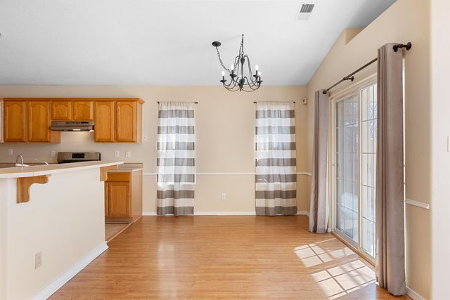 10239 Country Meadows Drive NW, Albuquerque, NM 87114