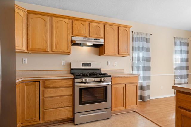 10239 Country Meadows Drive NW, Albuquerque, NM 87114