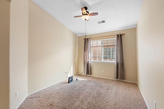 10239 Country Meadows Drive NW, Albuquerque, NM 87114