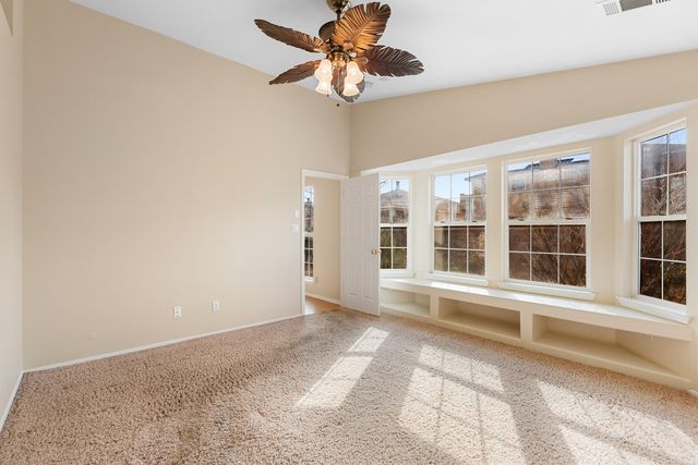 10239 Country Meadows Drive NW, Albuquerque, NM 87114