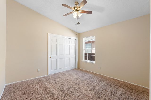 10239 Country Meadows Drive NW, Albuquerque, NM 87114