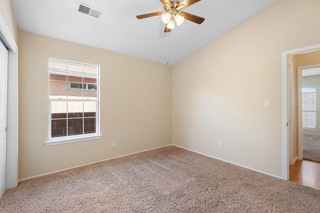 10239 Country Meadows Drive NW, Albuquerque, NM 87114