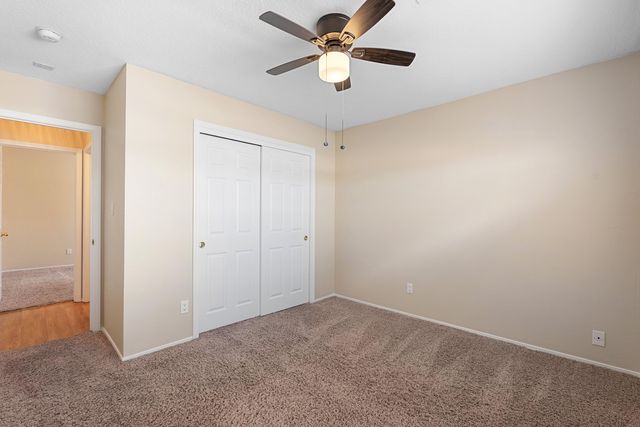 10239 Country Meadows Drive NW, Albuquerque, NM 87114