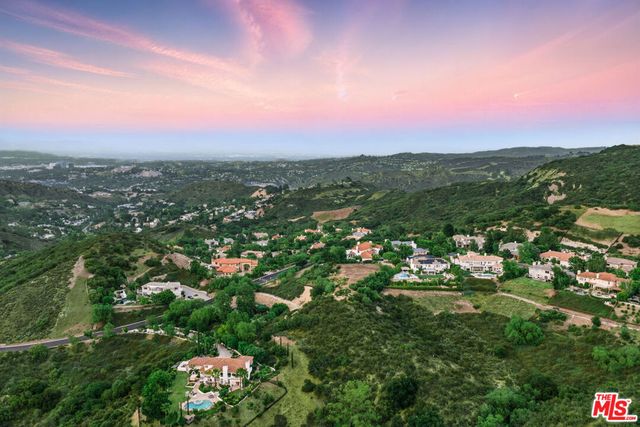 24030 Alder Place, Calabasas, CA 91302