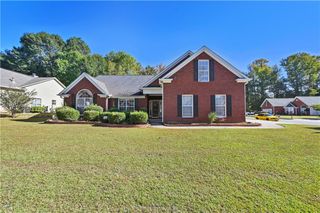 5253 Haverford Run NW Drive, Lilburn, GA 30047