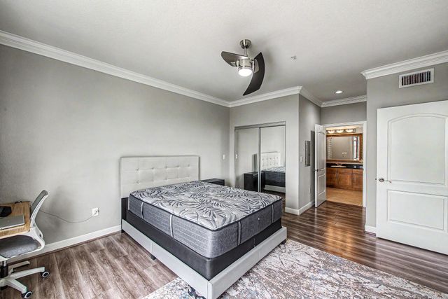 2299 Lone Star Drive 404, Sugar Land, TX 77479