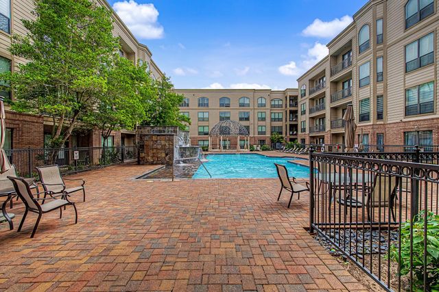 2299 Lone Star Drive 404, Sugar Land, TX 77479
