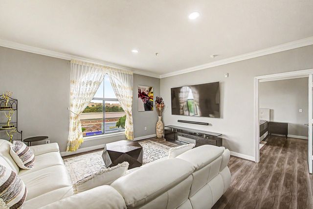 2299 Lone Star Drive 404, Sugar Land, TX 77479
